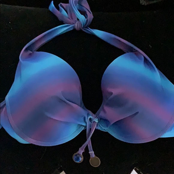 Bikini swim top D+ size never worn - Picture 1 of 3